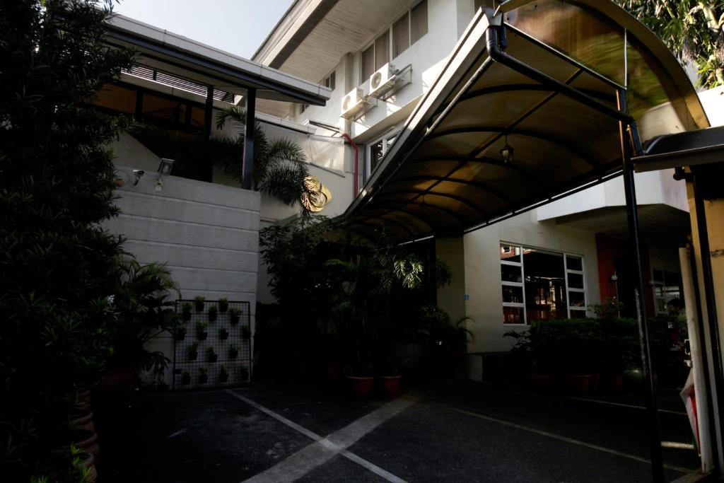 Casa Pura Inn And Suites Quezon City Εξωτερικό φωτογραφία