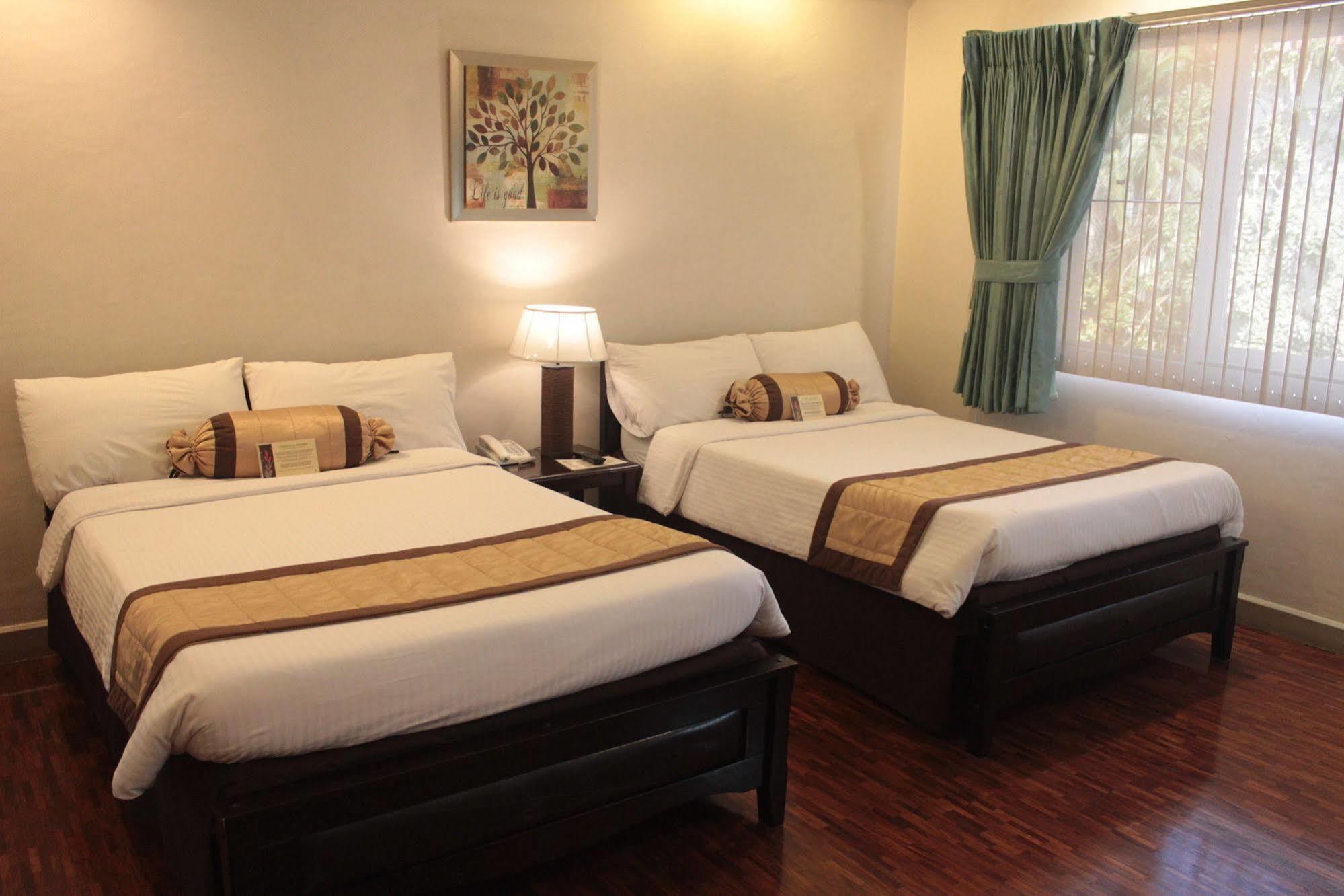Casa Pura Inn And Suites Quezon City Εξωτερικό φωτογραφία