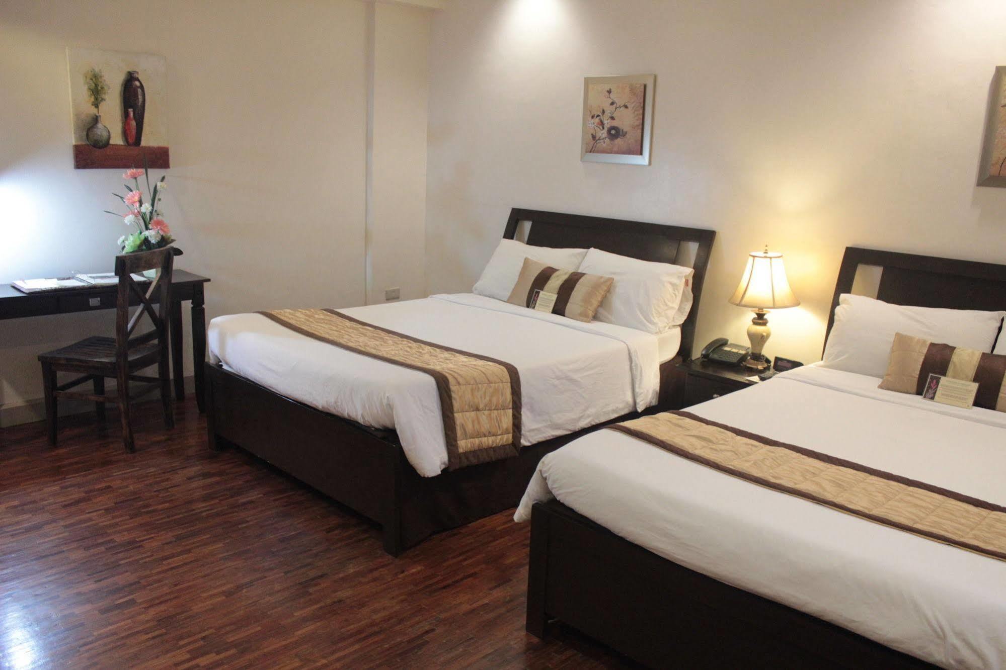 Casa Pura Inn And Suites Quezon City Εξωτερικό φωτογραφία